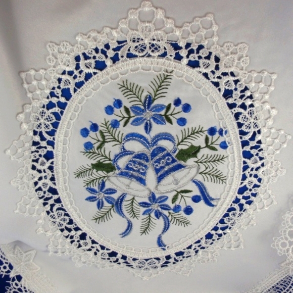 Christmas Tablecloth WINTER BLUE BELLS (36x36 in.) NEW - Picture 2 of 6